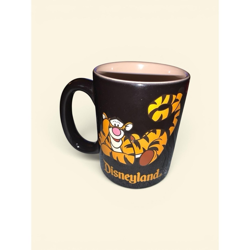 Vintage Disneyland Winnie the Pooh's TIGGER Coffee Cup Made in Thailand, 14 oz.